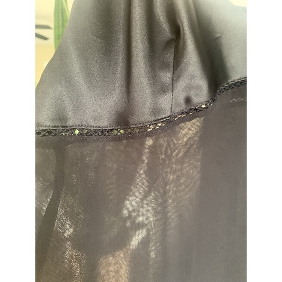 Victoria's Secret Black Chemise - Picture 4 of 11